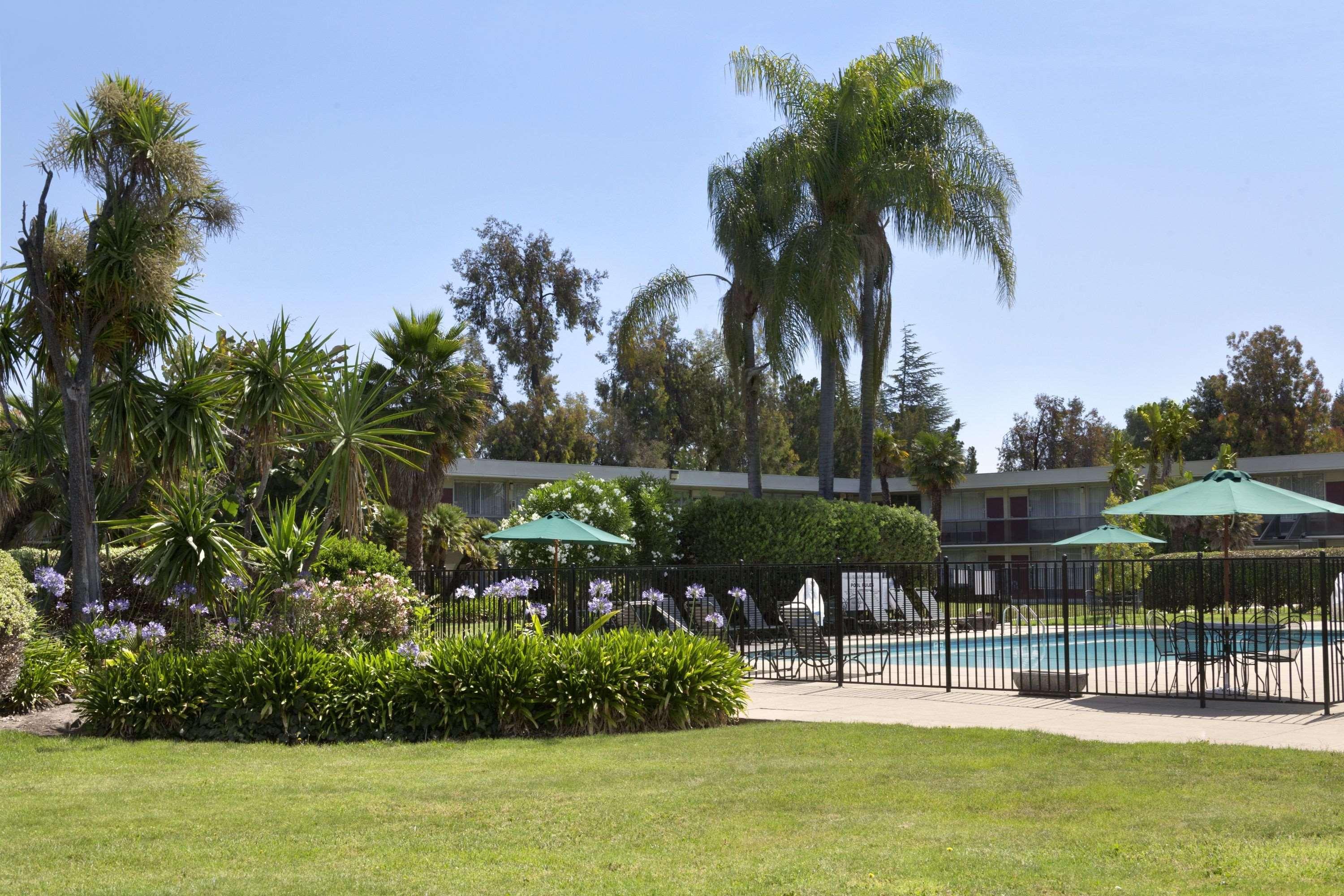 Ramada By Wyndham Sunnyvale/Silicon Valley Zewnętrze zdjęcie